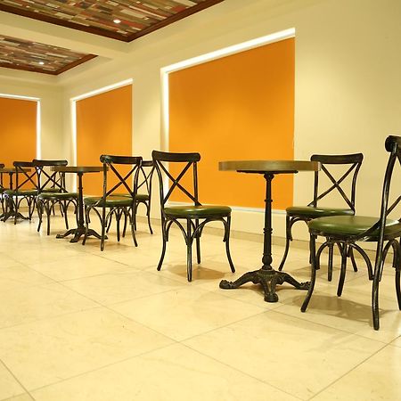 Home-Like Infinity Resort Vrindāvan Extérieur photo